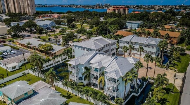 Building Photo - 7004 Grevilla Ave S