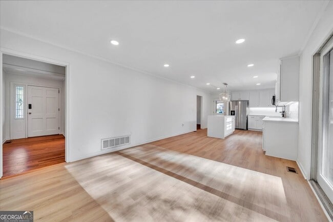 Building Photo - 1806 Knox St