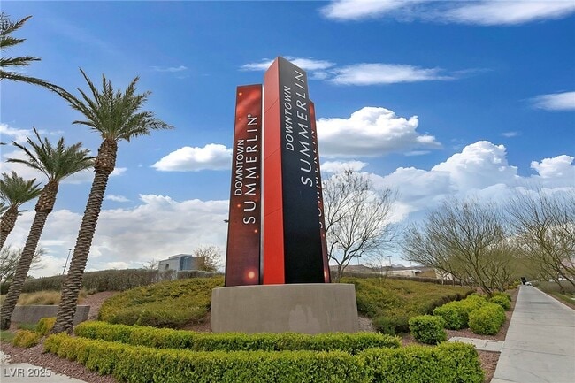 Building Photo - 916 Viscanio Pl