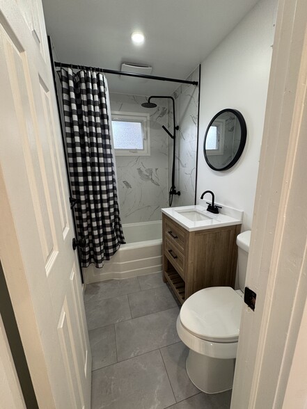 Bathroom - 508 Sweet Home Rd