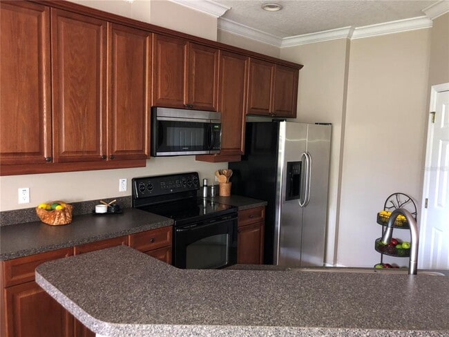 Building Photo - 656 Pinebranch Cir