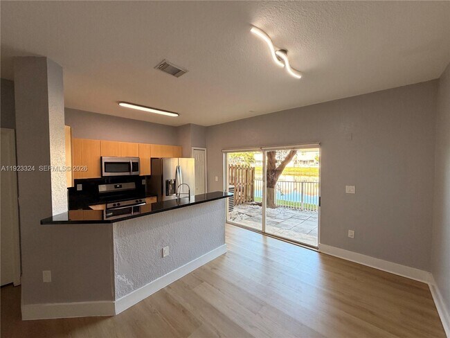 Building Photo - 10803 NW 83rd St