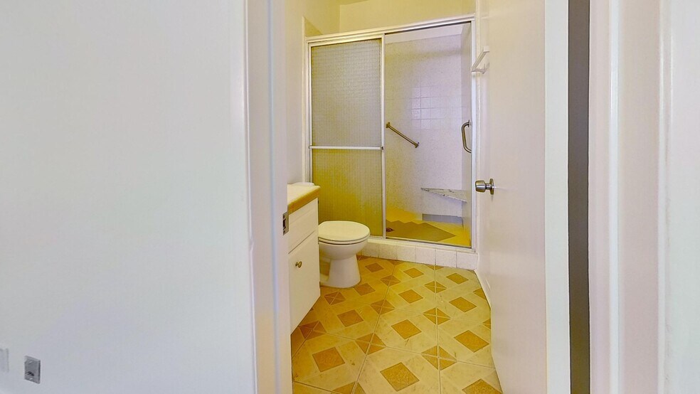 Building Photo - 5555 W 8th St