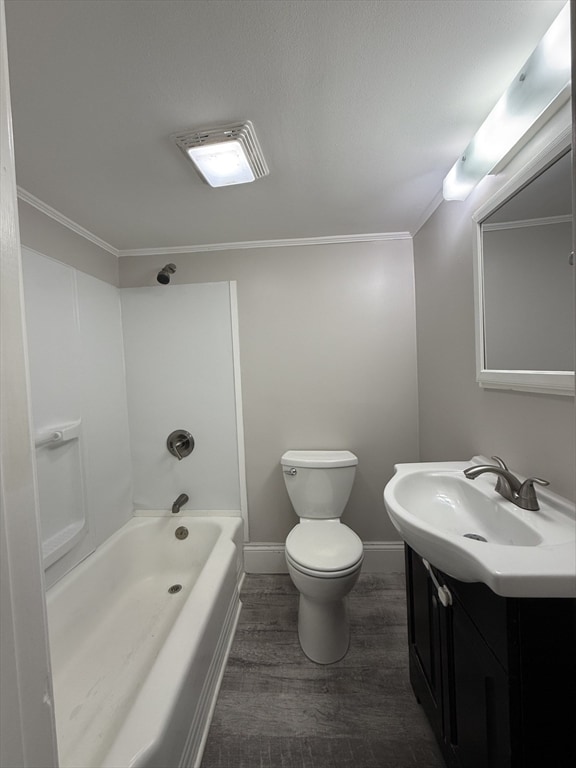 Building Photo - 142 Pleasant St