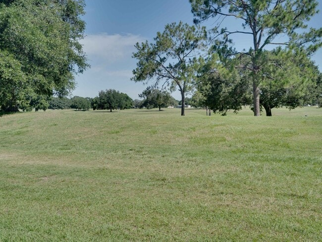 Building Photo - 3 Bedroom Single Family Home in Lady Lake