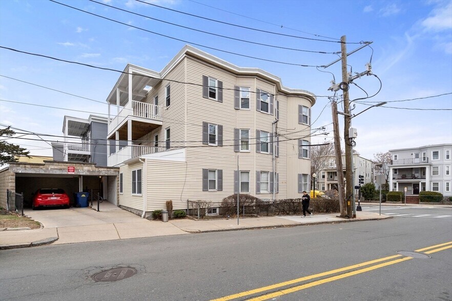 Building Photo - 438 Washington St