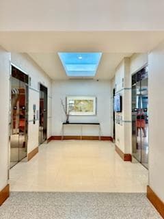 Building Photo - 777 N Ashley Dr