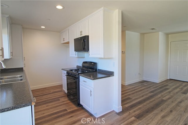 Building Photo - 34646 Pinewood Ct