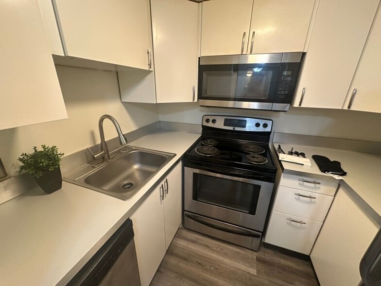 Interior Photo - Haven on Geddes