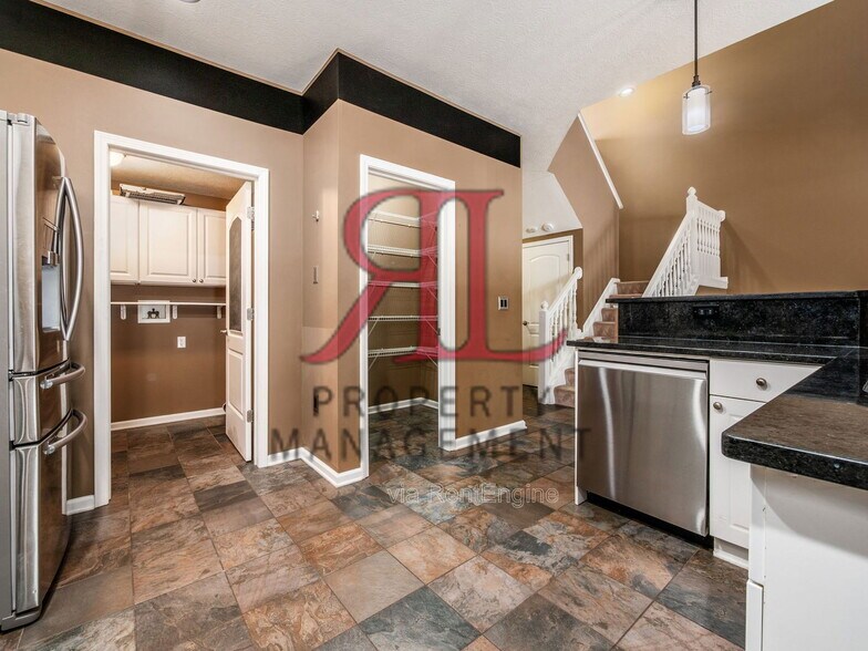 Building Photo - 7826 Scioto Crossing Blvd