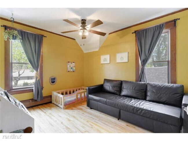 Building Photo - 3 br, 1 bath House - 474 Thomas Ave