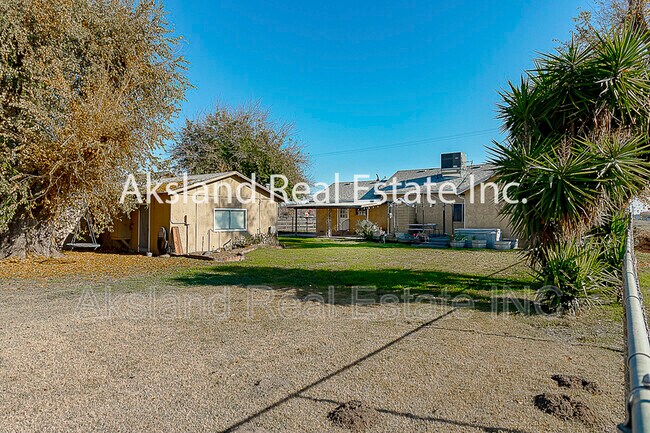 Building Photo - 7937 Endow Rd S