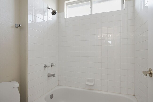 Building Photo - 4513 Long Horse Ct