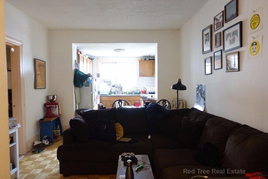 Building Photo - 56 Park Vale Ave