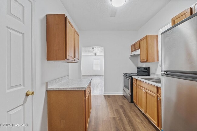 Building Photo - 116 Hannah Pickett 7th Ave