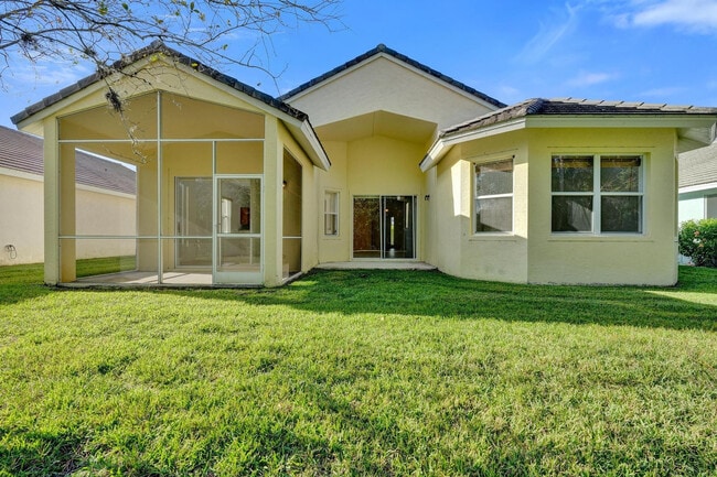 Building Photo - 118 NW Pleasant Grove Way