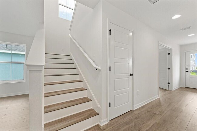 Building Photo - 7848 Byers St