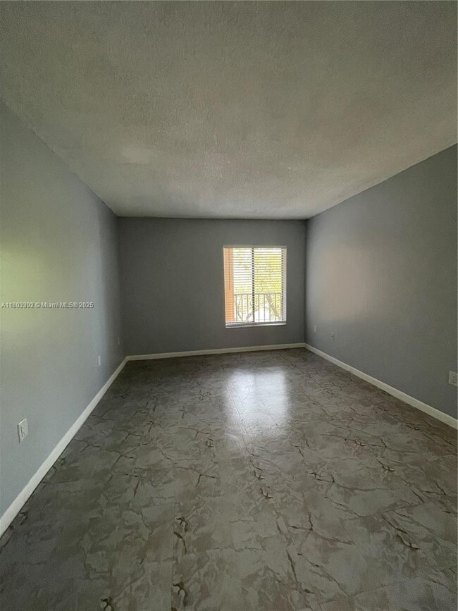Building Photo - 8730 SW 133rd Avenue Rd