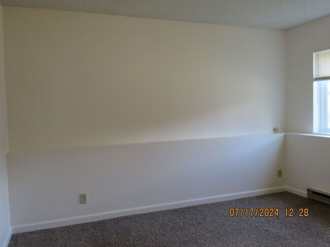 Building Photo - 753 Elder Ct