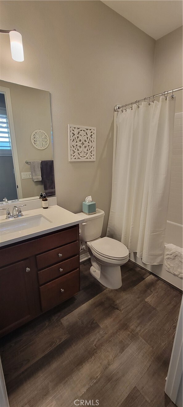 Building Photo - 82 Burgundy