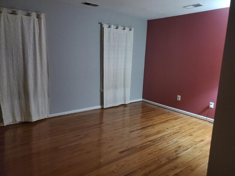 Building Photo - 43871 Hibiscus Dr