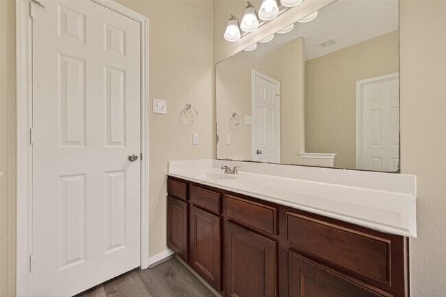 Building Photo - 5107 Moss Garden Ln