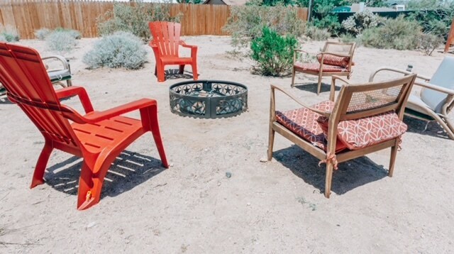 Building Photo - 61602 La Jolla Dr