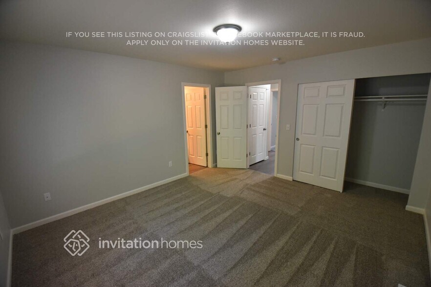 Building Photo - 4820 50th Ave SE