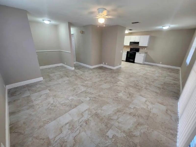 Building Photo - 5605 Struthers Ct