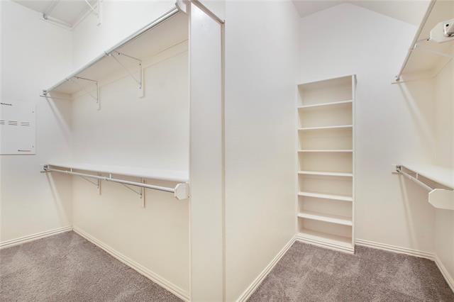 Building Photo - 12416 Water Oak Dr