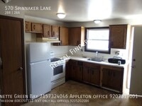 Building Photo - 570 Spinnaker Ln