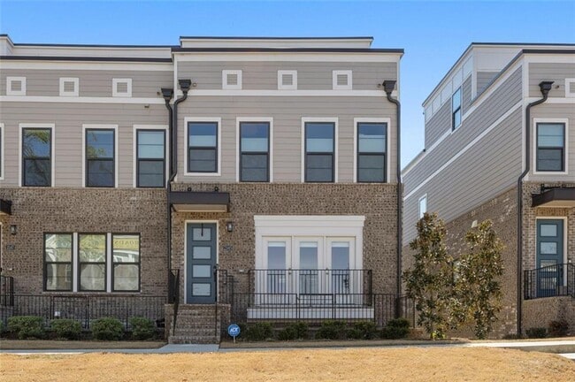 Building Photo - 2145 Burnside Dr NW