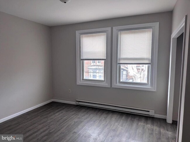 Building Photo - 1343 W Pike St