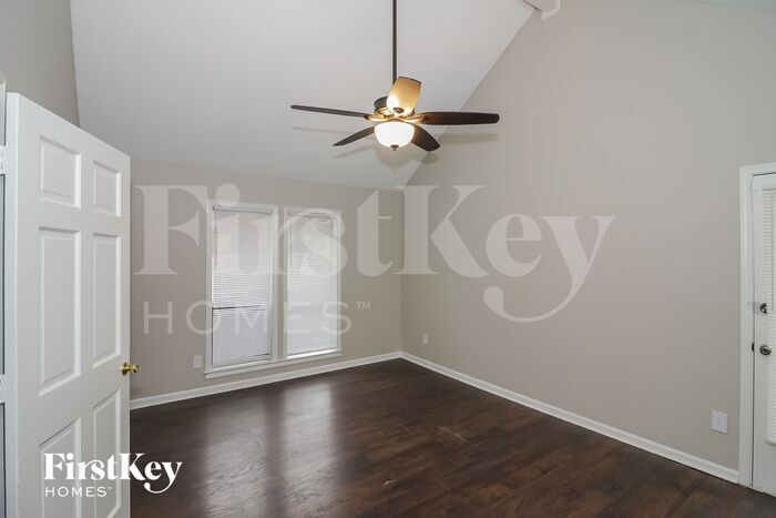 Building Photo - 8282 Shallow Glen Trail
