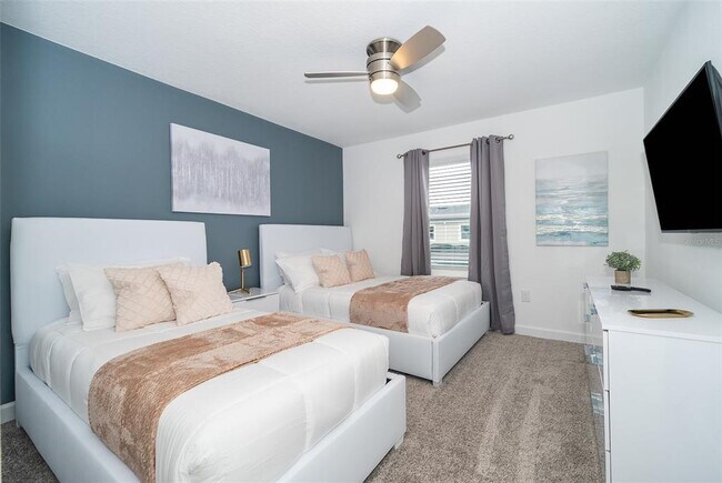 Building Photo - 2990 Protagonist St