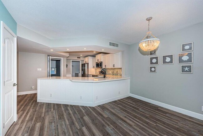 Building Photo - 5151 Isla Key Blvd S