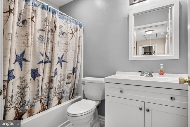 Building Photo - 1505 Beacon Hill Dr