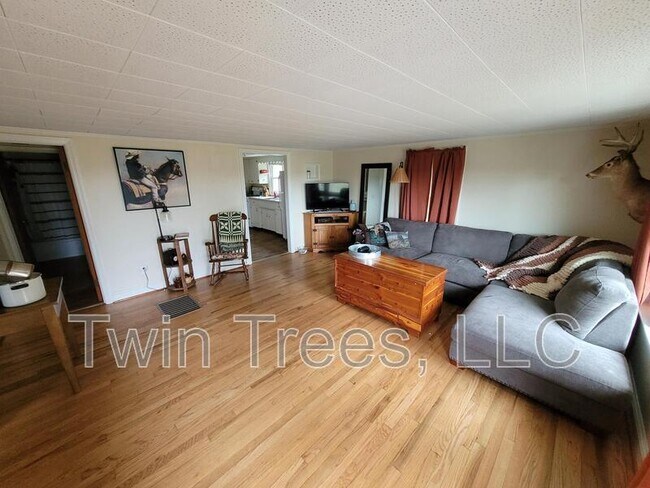 Building Photo - 417 Old Bethel Rd