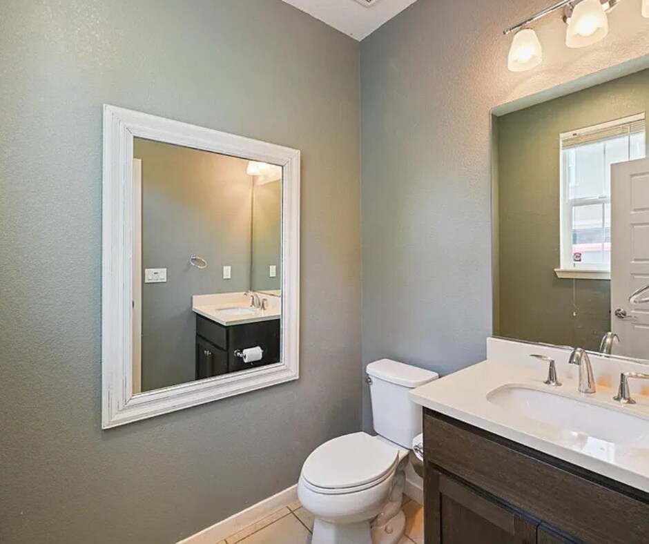 Building Photo - 5401 Kaitlyn Pl