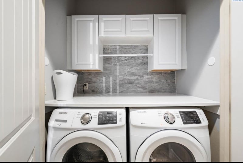 Building Photo - 4215 W 2nd Ave