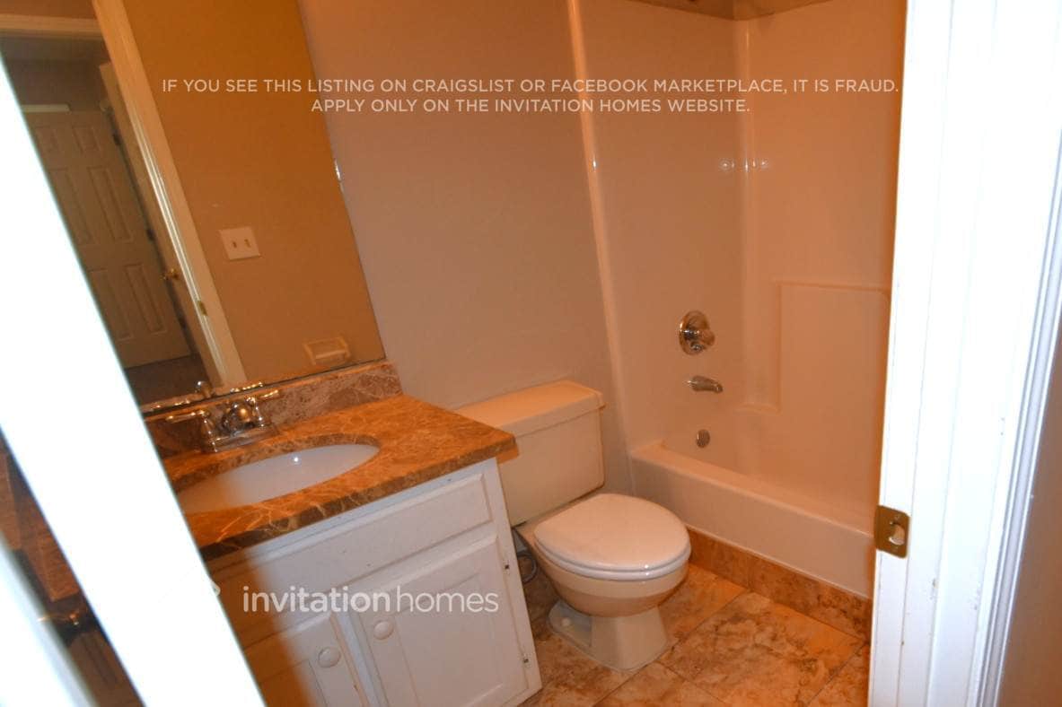 Building Photo - 4475 Susans Way