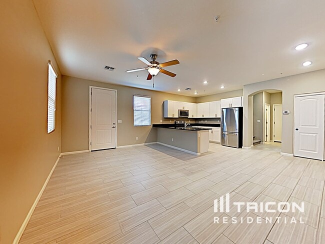 Building Photo - 12597 W Steed Ridge