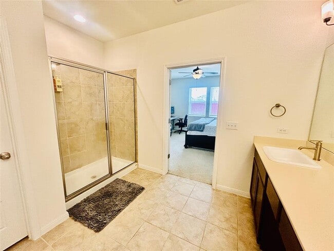 Building Photo - 428 Gaida Loop