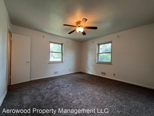 Building Photo - 3 br, 2 bath House - 850 S Flower
