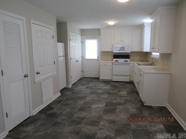 Building Photo - 15 Alexis Ln