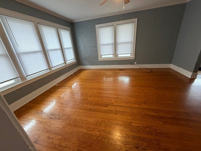 Building Photo - 21510 Maple St