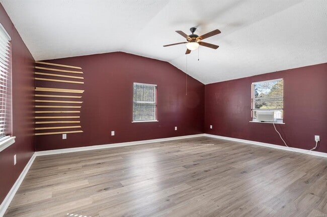 Building Photo - 1216 Old Rdg Rd E