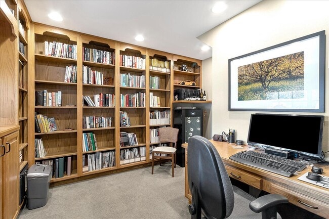 Building Photo - Executive Oasis l Huge Lot with Lush Green...