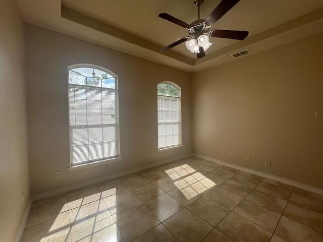 Building Photo - 710 Alta Vista Dr