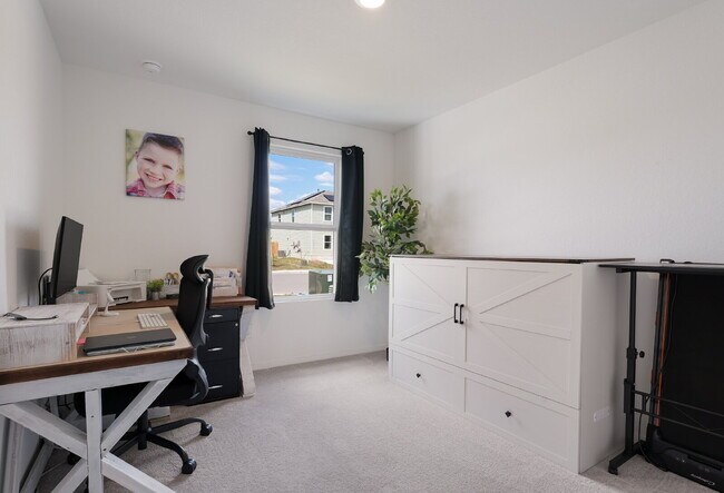 Building Photo - "NO RENT UNTIL SEP 1! Charming 4-Bedroom Oasis with 2 Full Baths in Converse - 1500 Sq Ft of Comf...
